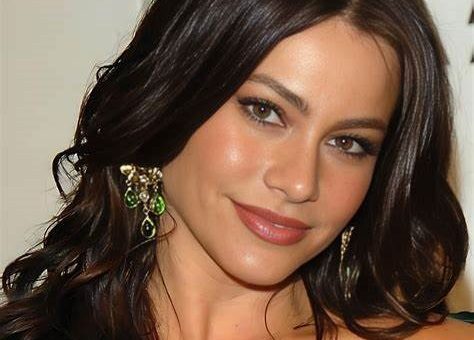 Young Sofia Vergara Fresh Face